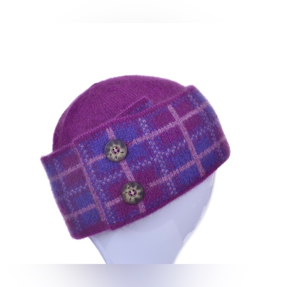 Made in New Zealand Possum Merino Wool Silk Scarf and Hat - Picture 2 of 3